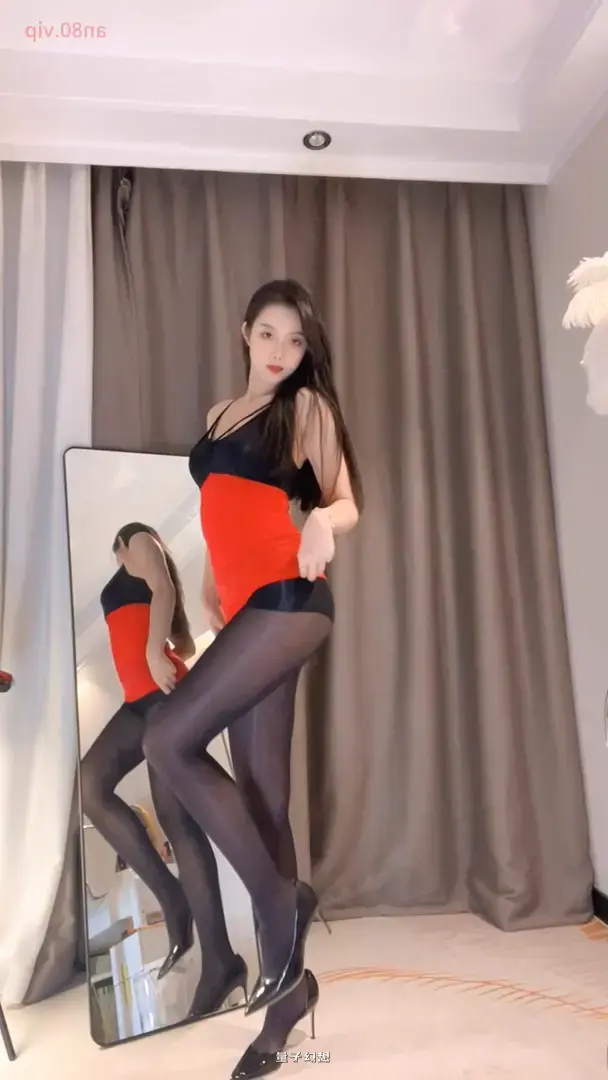 [小姐姐]抖音主播圈圈吖付费定制热舞[6V/1.82G] 抖音快手 第3张